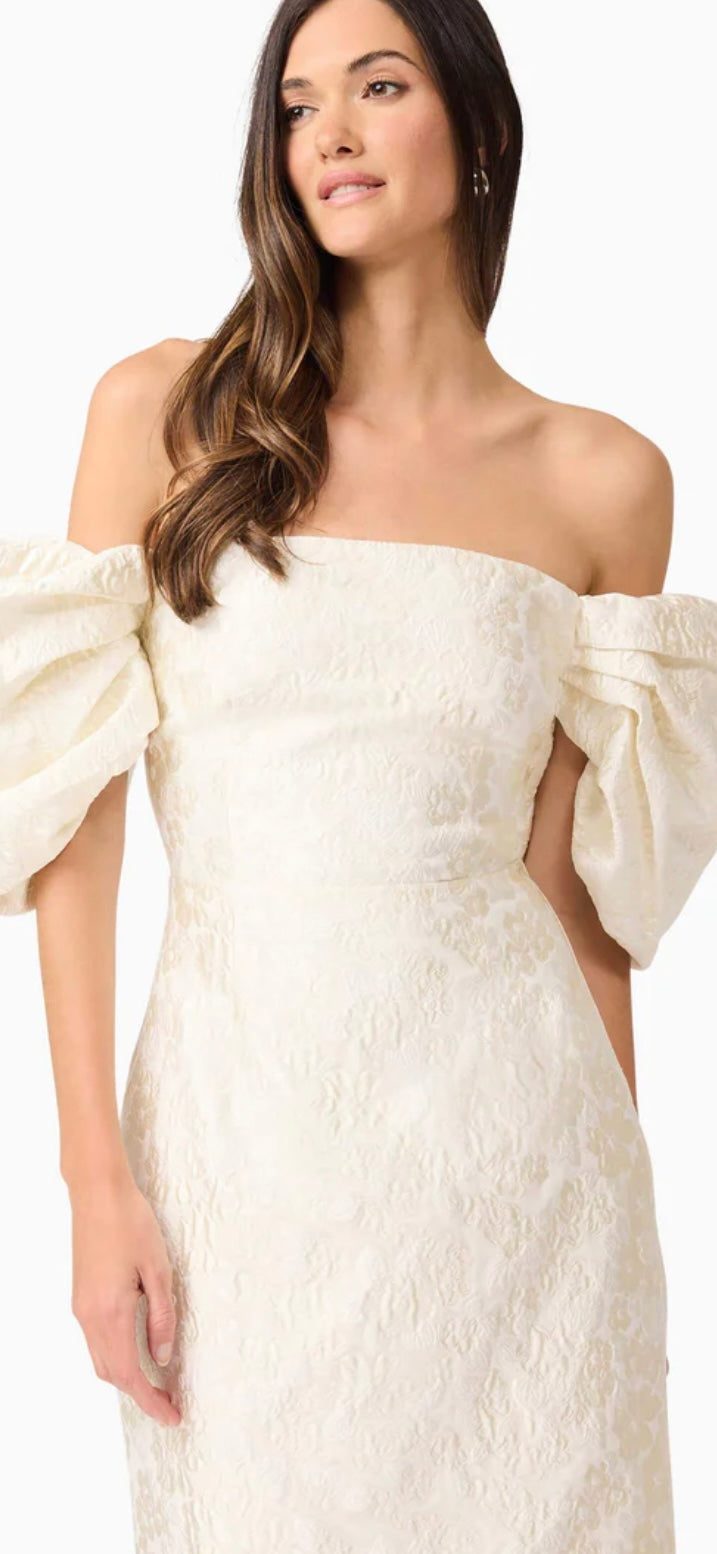 Elliatt - Galadirel Puff Sleeve Midi Dress